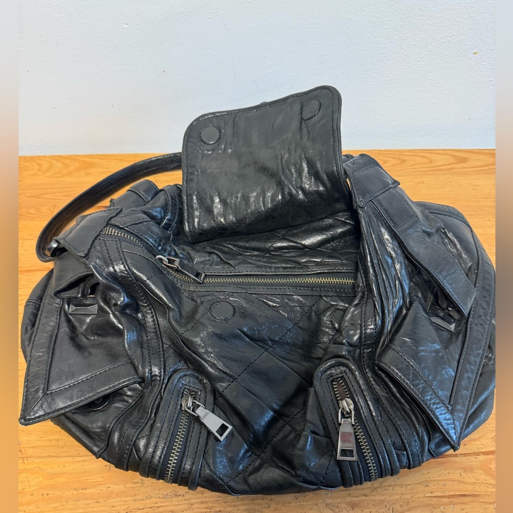 Tresje Black Quilted Leather Shoulder Bag